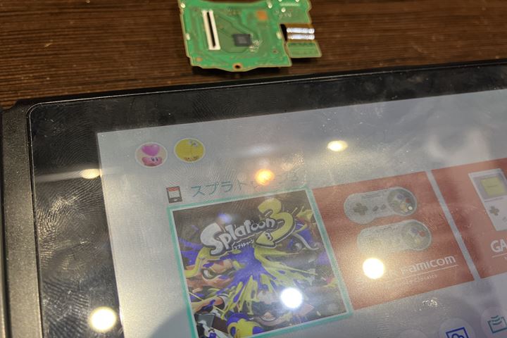 Nintendo Switchのゲームカード読み込み不良の修理写真 5