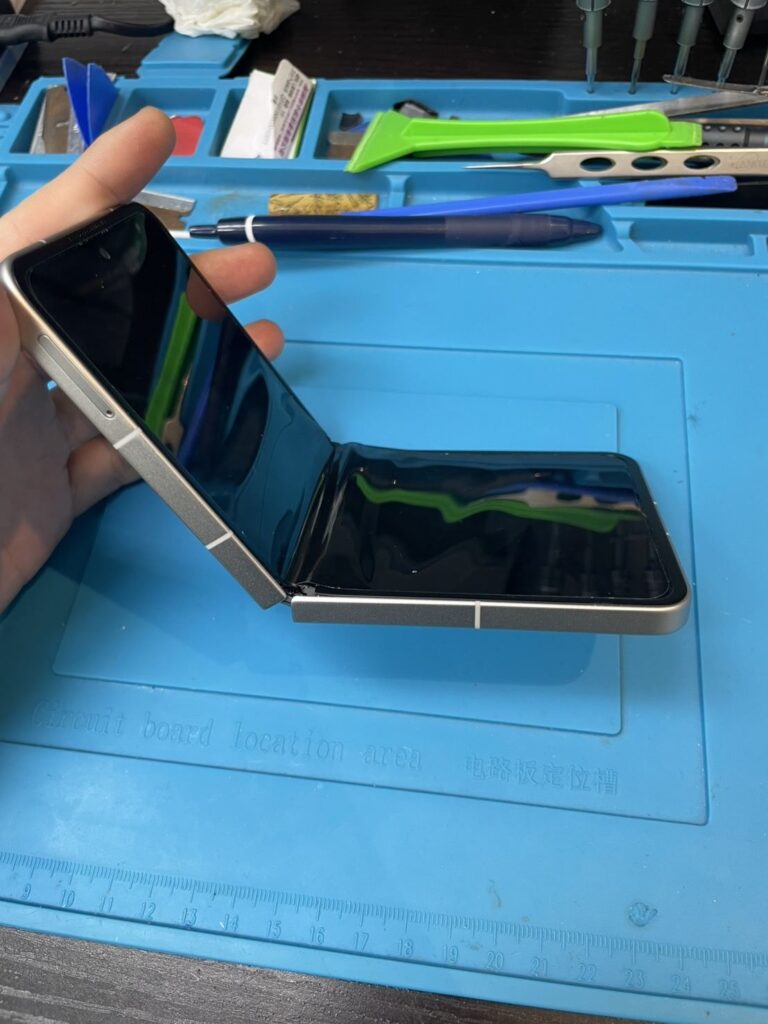 Libero Flipの基板載せ替えの修理写真 2