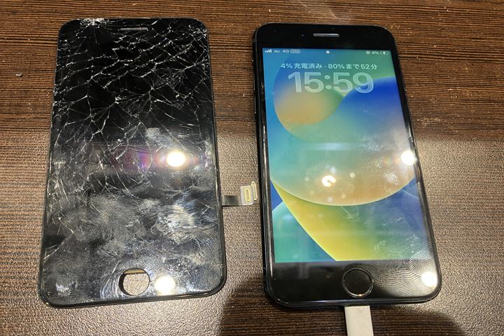 現行でも使えるiPhoneSE3のディスプレイ交換を30分～ご対応！モバイル修理センター高円寺にお任せを！の写真 2